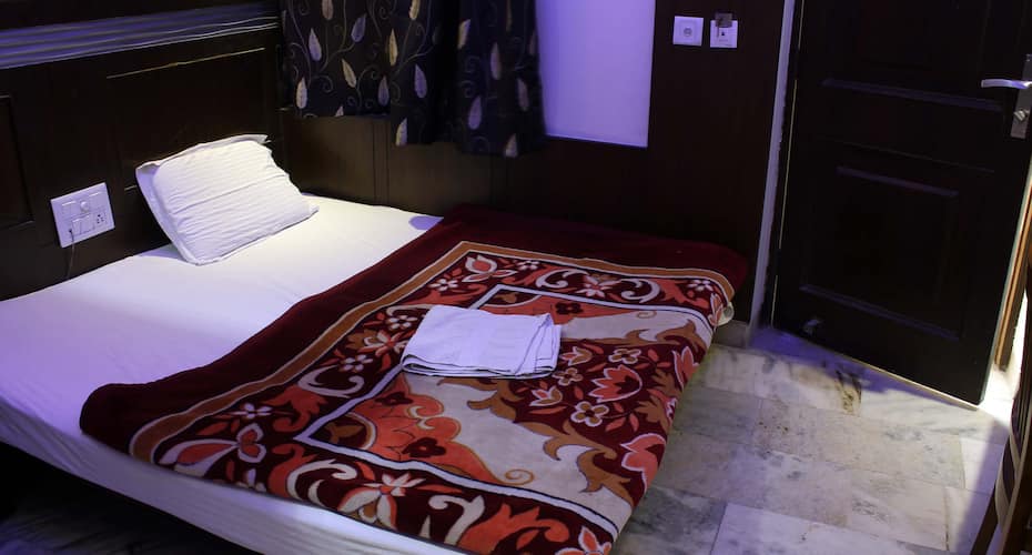 TG Rooms Main Bazar Paharganj, New Delhi 1
